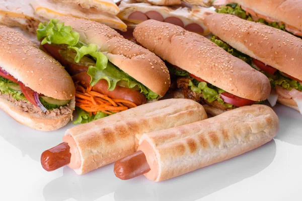 고기와 맛있는 샌드위치 건강에 패스트푸드 — 스톡 사진