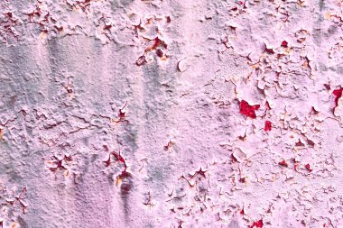 Çatlakları ve çizikleri olan metal bir duvarın dokusu arka plan olarak kullanılabilir.