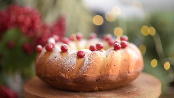 Traditionele Kerst Cranberry Taart Voorbereiding Van Feestelijke Tafel Voor Viering — Stockvideo