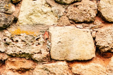 Doku, tuğla, duvar, arka plan olarak kullanılabilir. Çizik ve çatlaklarla tuğla dokusu