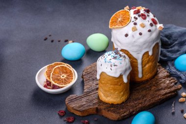 Mutlu Paskalya bayramları, masa yemeği, açık hava manzarası fotokopi, arka plan, köy yemekleri.