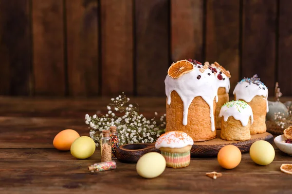 Paskalya Pastası Paskalya Yumurtası Geleneksel Tatil Tasarım Menüsü Konsepti Yemek — Stok fotoğraf