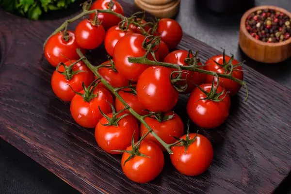Fresh Cherry Tomatoes Black Background Spices Food Background — Fotografia de Stock