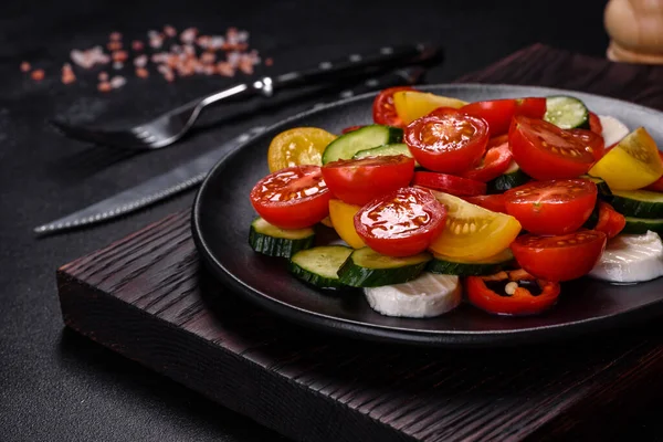 Fresh Delicious Salad Cherry Tomatoes Cucumbers Sweet Peppers Cheese Olive — Stock Photo, Image