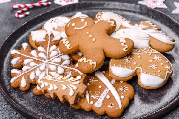 Kerstpeperkoek Heerlijke Peperkoek Koekjes Met Honing Gember Kaneel Wintersamenstelling — Stockfoto