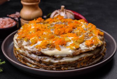 Et ve yumurta, sağlıklı protein yiyecek, rustik tarzı ile karaciğer pasta