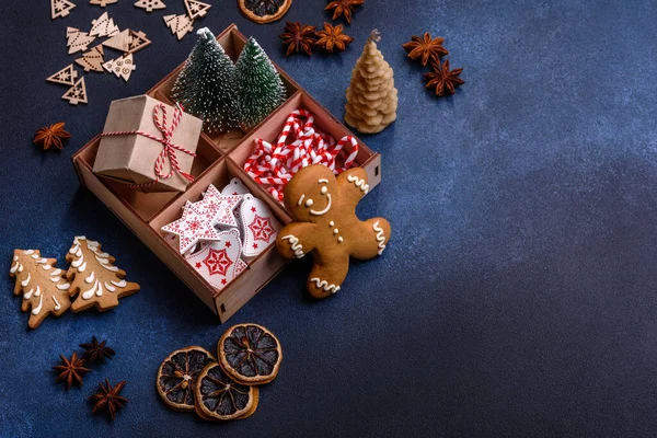 Delicious Gingerbread Cookies Honey Ginger Cinnamon Winter Composition — Stock Photo, Image