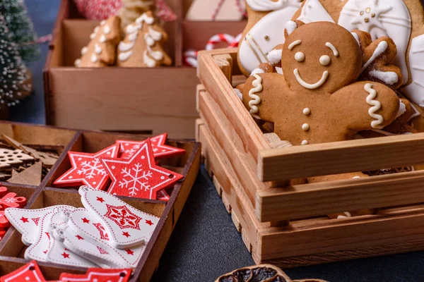 Christmas Tree Wooden Toys White Red Colors Gingerbread Dried Lemon — Stock Photo, Image