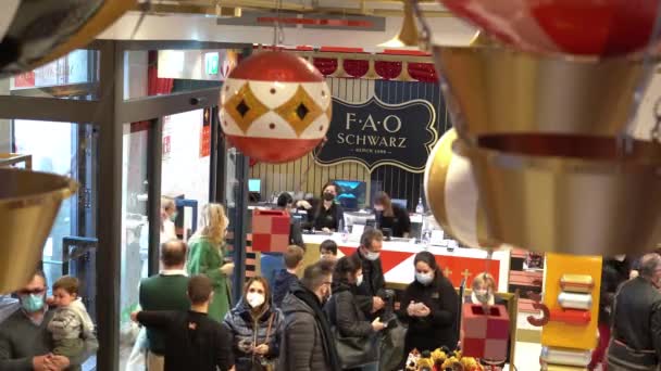 Европа Италия Милан Октябрь 2021 Fao Schwarz Крупнейший Детский Магазин — стоковое видео