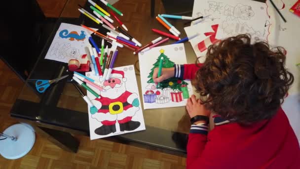 Menino Colorir Páginas Coloração Natal Com Papai Noel Árvore Natal — Vídeo de Stock