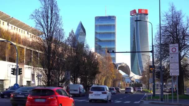 Europe Italy Milan November 2021 Congested Traffic Car City Life — Stock Video