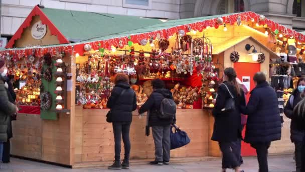 Europe Italy Milan December 2021 Traditional Christmas Market Wooden Houses — Stock Video