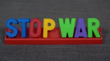 Avrupa - Rusya ile Ukrayna arasındaki savaşın başlaması - Amerika, Avrupa ve NATO Avrupa 'daki Üçüncü Dünya Savaşı' ndan korkuyor - savaş logosu yok 