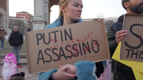 Evropa Itálie Milán Březen 2022 Demonstrace Proti Válce Mezi Ukrajinou — Stock video