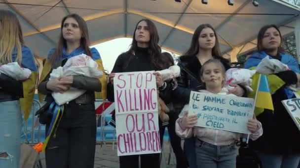 Європа Італія Мілан Березень 2022 Демонстрація Проти Війни Між Україною — стокове відео