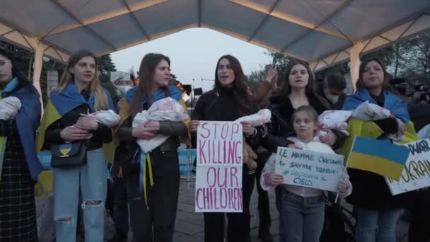 Європа Італія Мілан Березень 2022 Демонстрація Проти Війни Між Україною — стокове відео
