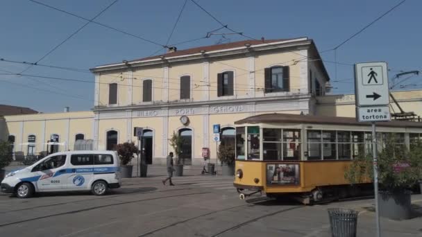 Европа Италия Милан Апрель 2022 Станция Porta Genova Train Центре — стоковое видео