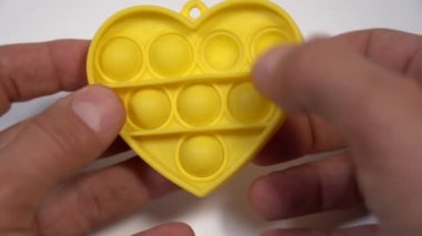 heart-shaped yellow Antistress for baby Push up bubble Simple Dimple
