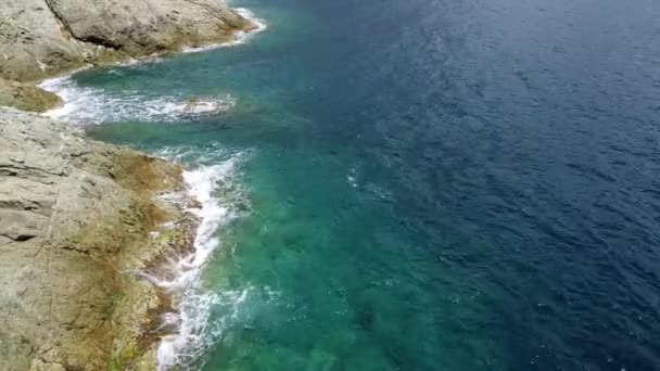 Vackra Bilder Klippiga Kusten Medelhavet — Stockvideo