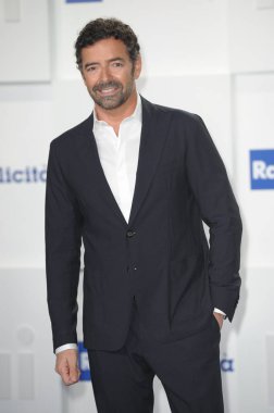 Milan - Rai 2022 / 2023 Sunum Programı - Alberto Matano