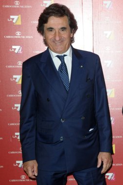 Milan - Urbano Kahire La7 'nin sunumunda