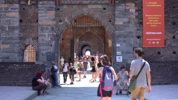 Európa Olaszország Milánó Július Yesmilano Rendezvényeken Sétáló Emberek Tömegének Felvétele — Stock videók