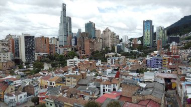  Bogota, Kolombiya şehir merkezindeki tarihi sömürge tarzının insansız hava görüntüsü.