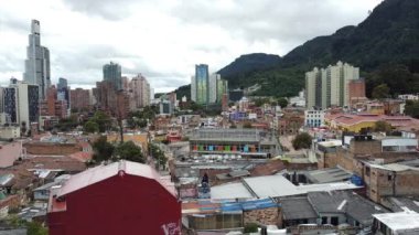  Bogota, Kolombiya şehir merkezindeki tarihi sömürge tarzının insansız hava görüntüleri.