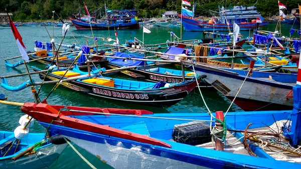 Tamperan Pacitan Indonésia Novembro 2021 Atividades Dos Belos Barcos Pesca — Fotografia de Stock