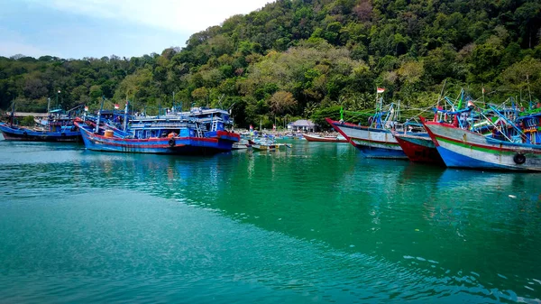 Tamperan Pacitan Indonésia Novembro 2021 Atividades Dos Belos Barcos Pesca — Fotografia de Stock