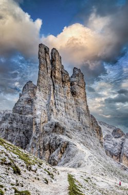 Rosengarten Catinaccio Massif 'deki Torri Vajolet. Dolomites dağlarının güzel manzarası, Alto Adige, Güney Tyrol, İtalya