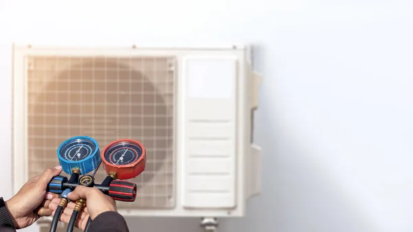 Condicionado Unidade Exterior Compressor Instalar Fora Casa Unidade Condensador Sistemas — Fotografia de Stock