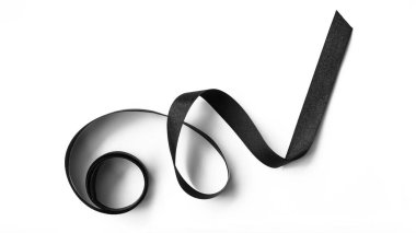 Tayland Kralı Rama için 9 numaralı siyah kurdele Tayland anısına, yas ve onur, beyaz arka planda kırpma yolu ile izole edilmiş yay