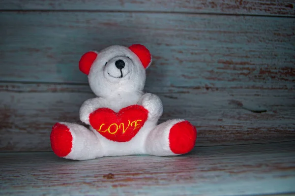 Nallebjörnen Med Hjärtat Att Gratulera Kärlekens Dag — Stockfoto