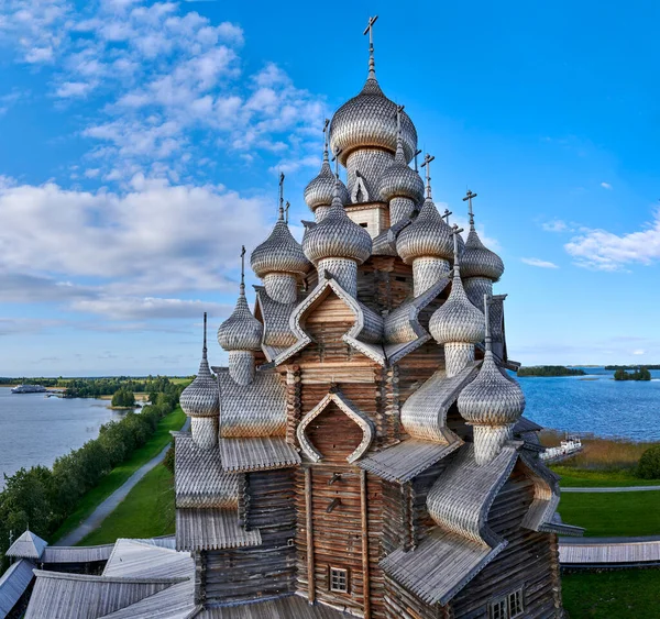Russie Île Kizhi Eglise Transfiguration Cimetière Kizhi Vue Depuis Clocher Images De Stock Libres De Droits