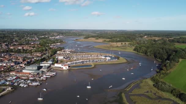 Drönarbilder Floden Deben Vid Woodbridge Suffolk Storbritannien — Stockvideo