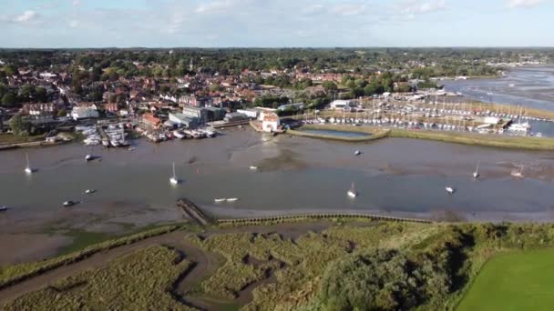 Drone Beelden Van Rivier Deben Woodbridge Suffolk Verenigd Koninkrijk — Stockvideo