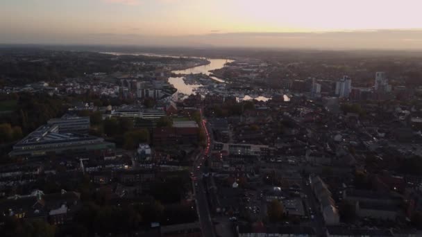 Záběry Dronů Západu Slunce Nad Ipswichem Suffolku Velká Británie — Stock video