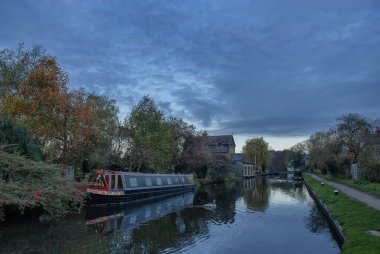 Berkhamsted 'deki Büyük Birlik Kanalı, Hertfordshire, İngiltere