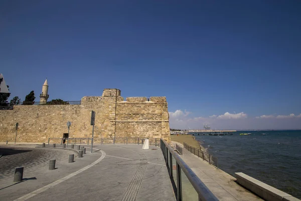 Het Middeleeuwse Fort Met Uitzicht Middellandse Zee Larnaca Cyprus — Stockfoto