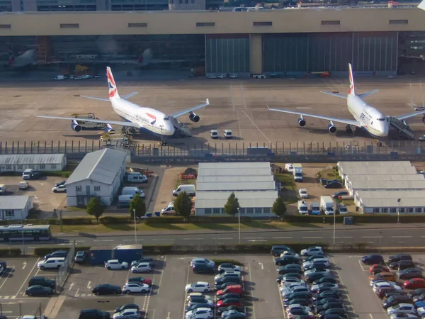 Αεροσκάφη British Airways Στο Αεροδρόμιο Heathrow Του Λονδίνου — Φωτογραφία Αρχείου