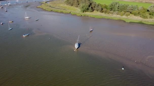 Drone Filmato Del Fiume Deben Woodbridge Nel Suffolk Regno Unito — Video Stock