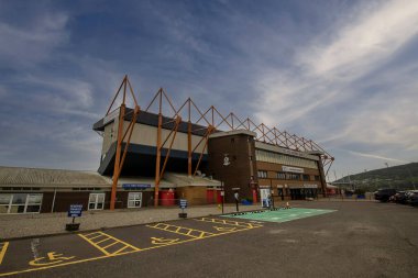 Caledonia Stadyumu, İngiltere 'nin İskoçya Highlands şehrindeki Inverness Caledonian Thistle Futbol Kulübü' ne ev sahipliği yapmaktadır.