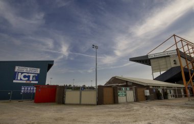 Caledonia Stadyumu, İngiltere 'nin İskoçya Highlands şehrindeki Inverness Caledonian Thistle Futbol Kulübü' ne ev sahipliği yapmaktadır.