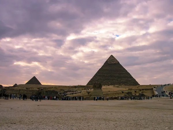 Ikoniska Pyramiderna Giza Strax Utanför Kairo Egypten — Stockfoto