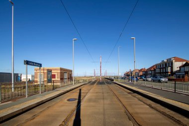 İngiltere, Lancashire, Blackpool 'daki tramvay güzergahındaki Little Bispham Viraj Çemberi.