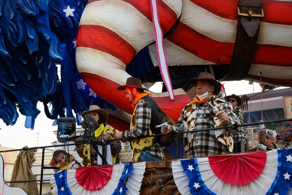 Viareggio Italië Oktober 2022 Het Beroemde Carnaval Waar Allegorische Praalwagens — Stockfoto