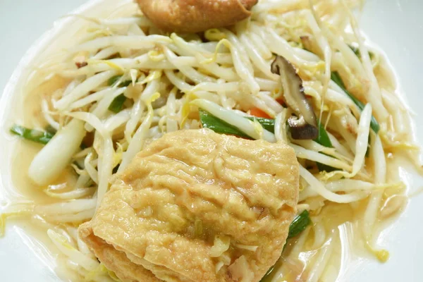 Fried Bean Sprout Slice Egg Tofu Chop Pork Plate Table — Stok fotoğraf