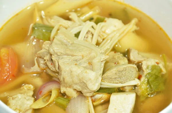 Porc Chaud Épicé Avec Tamarin Soupe Aux Herbes Thaïlandaises Sur — Photo