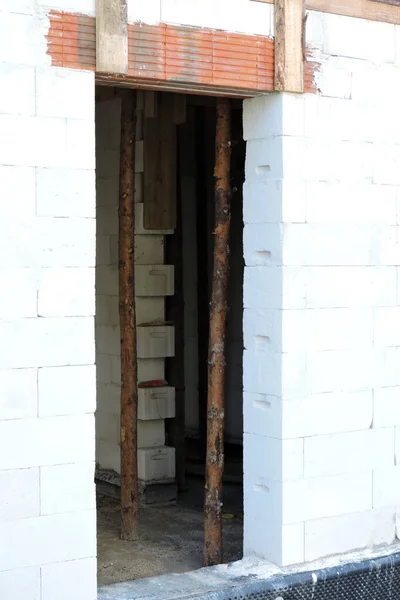 Rough Door Opening Reinforced Brick Lintels Walls Made Autoclaved Aerated — ストック写真
